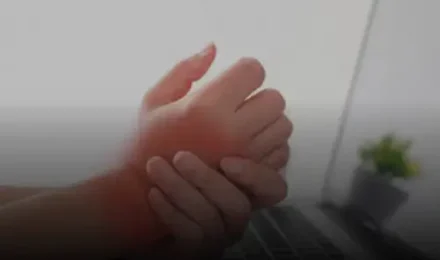Service-Wrist-pain